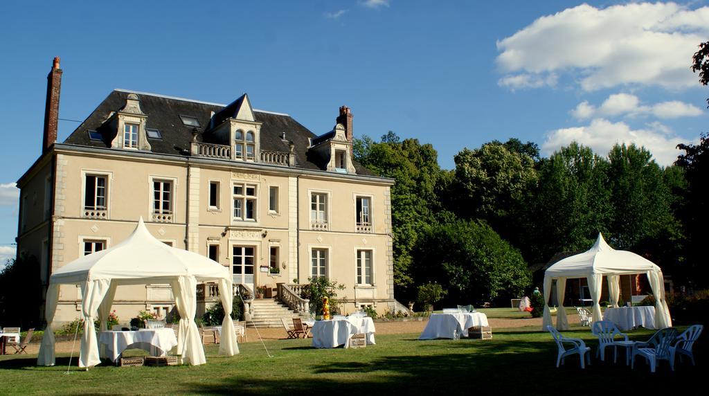 Hotel Domaine De Bel Air Cérans-Foulletourte Exterior foto